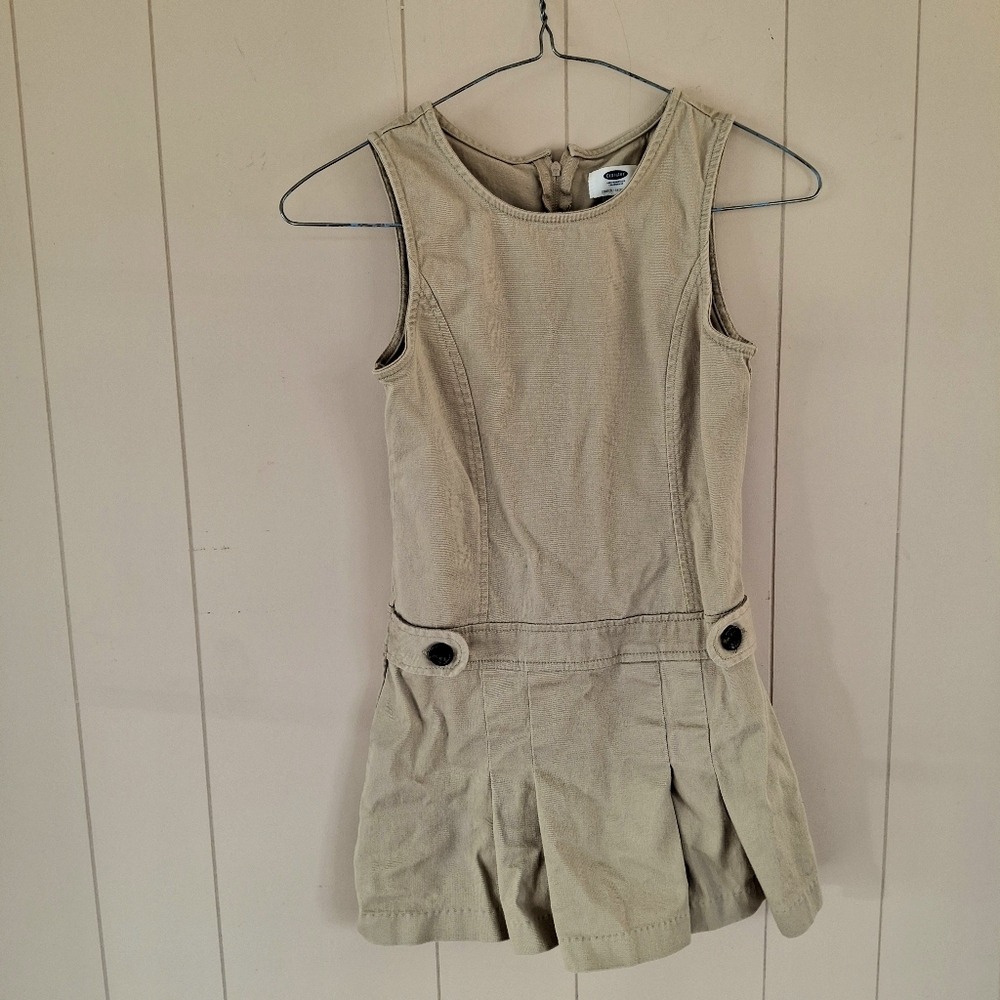 Old Navy Uniform Jumper "Oatmeal" Girls Size 7